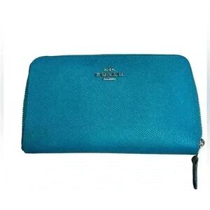 Coach Crossgrain Leather Zip Around Wallet